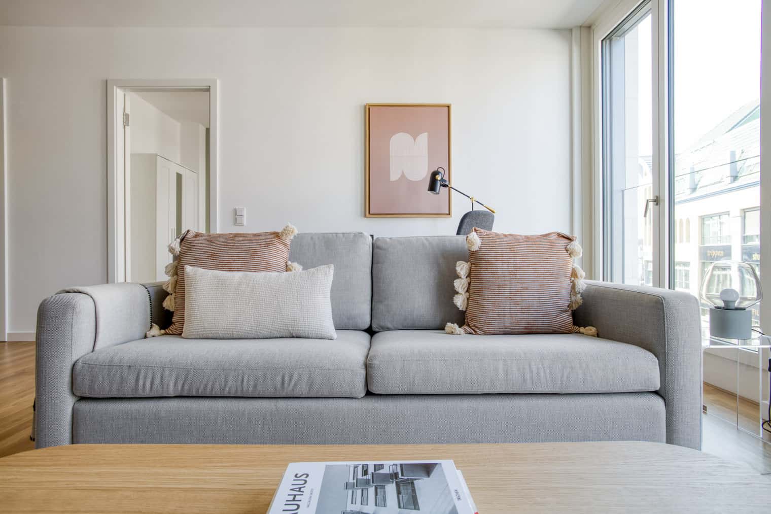 Family Modern - Photo 3