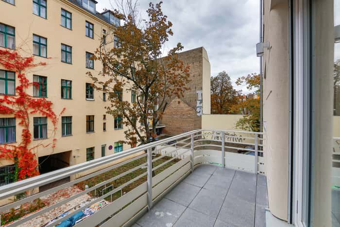 Listing photo thumbnail