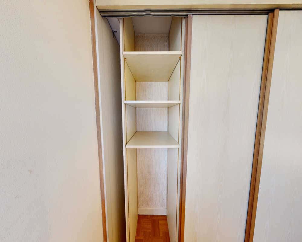 Chambre dans le rue Dunois