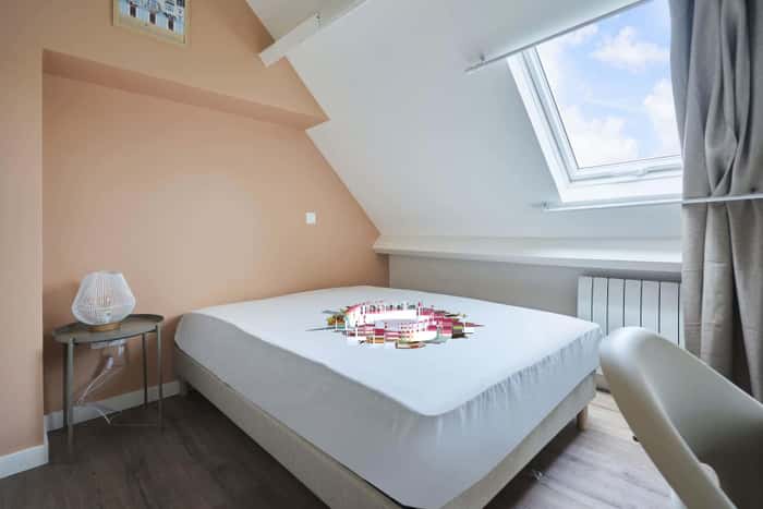 Listing photo thumbnail