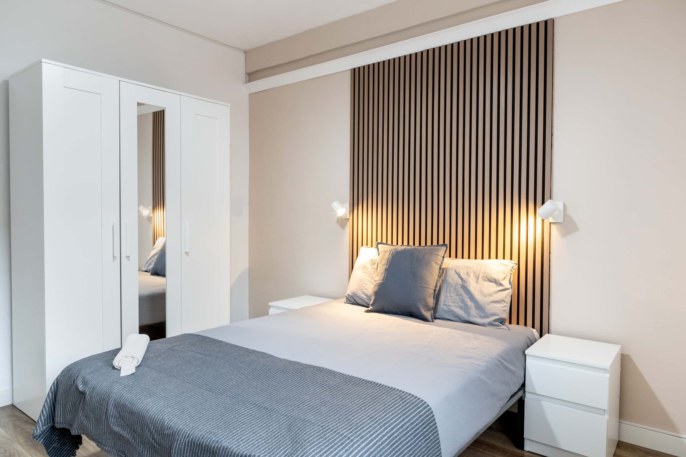 Chambre dans Calle de Emilio Ferrari, Madrid pour 80 m² avec 4 chambres