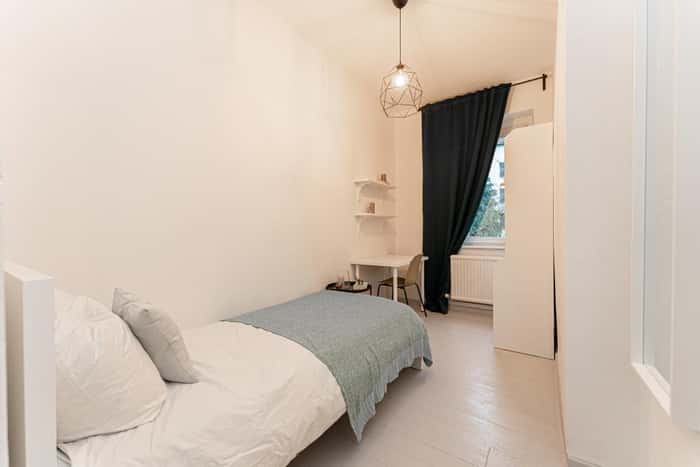 Listing photo thumbnail