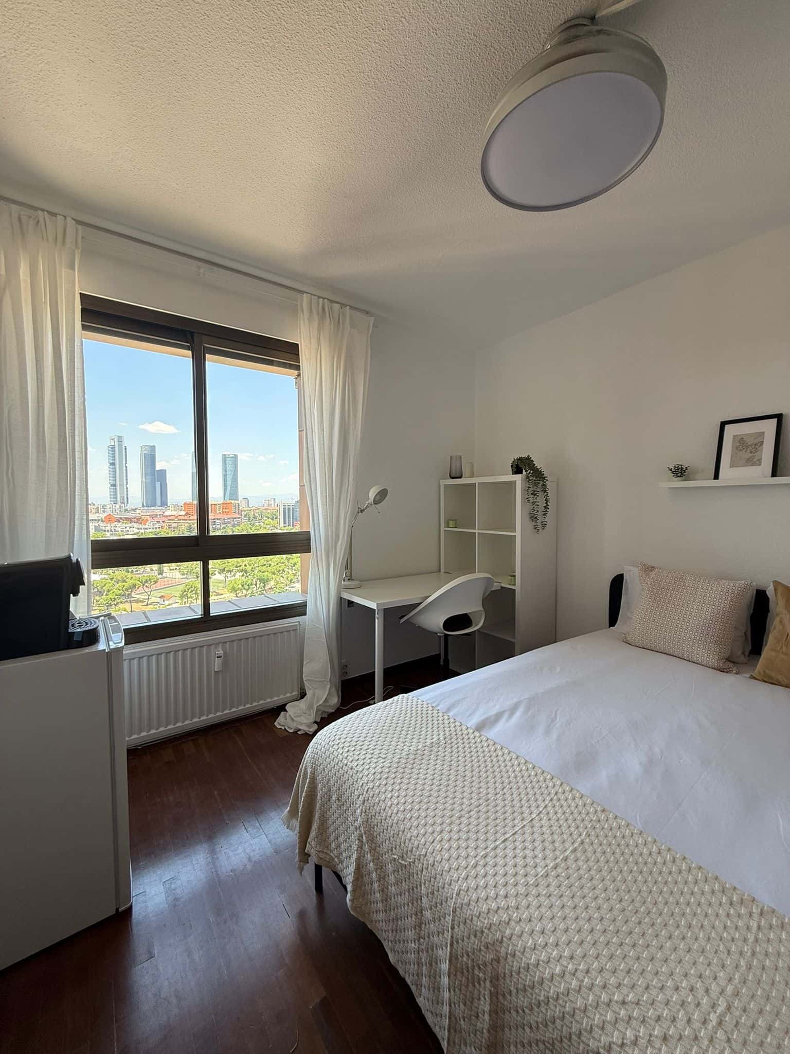 Room CMS48R5