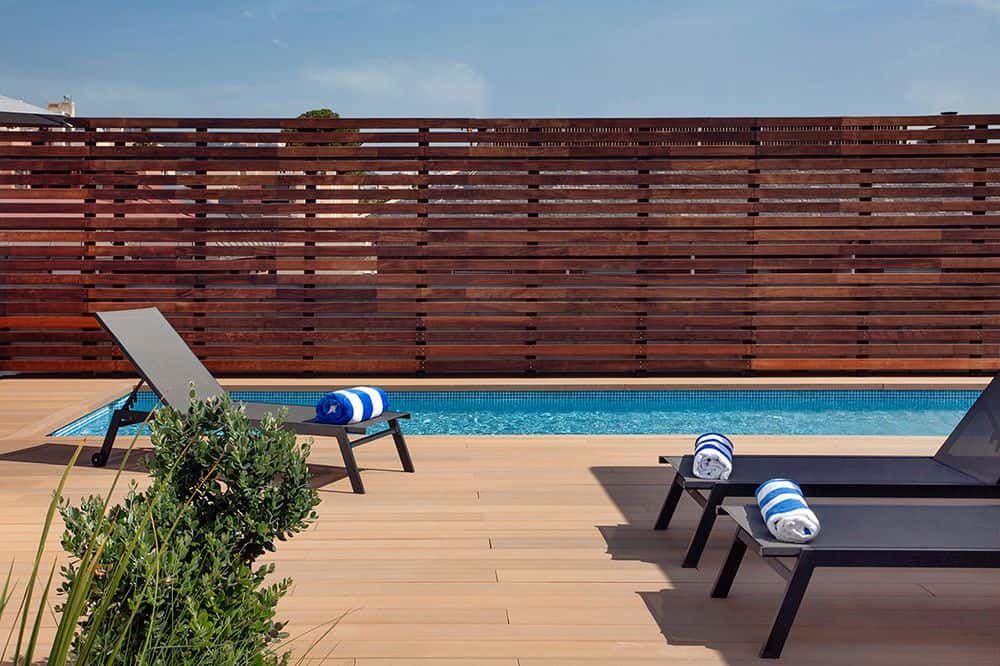 NEWLY RENOVATED | SUPER BRIGHT | FULLY FURNISHED APARTMENT – Located in Sarrià-Sant Gervasi