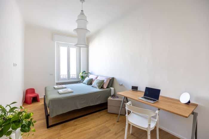 Listing photo thumbnail