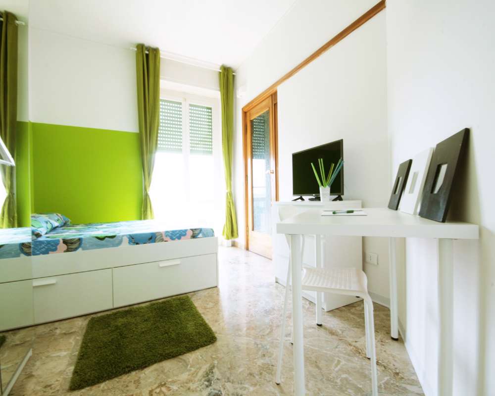 Special Offer: Stanza in Viale Molise