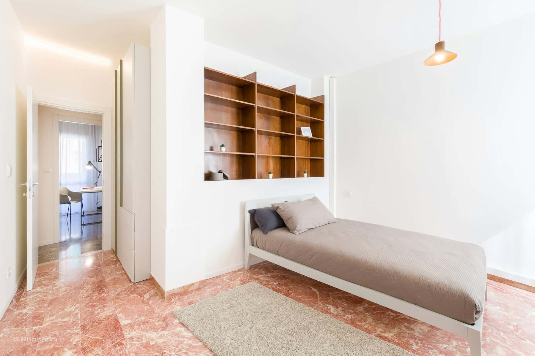 Room in Corso Piave, Ferrara for 161 m² with 6 bedrooms