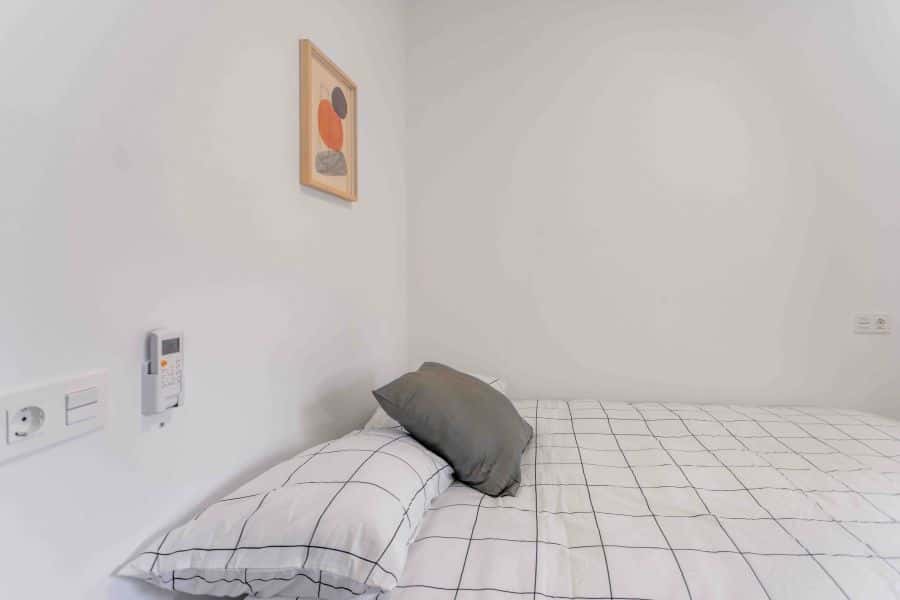 Habitación en piso de 4 habitaciones en L'olivereta