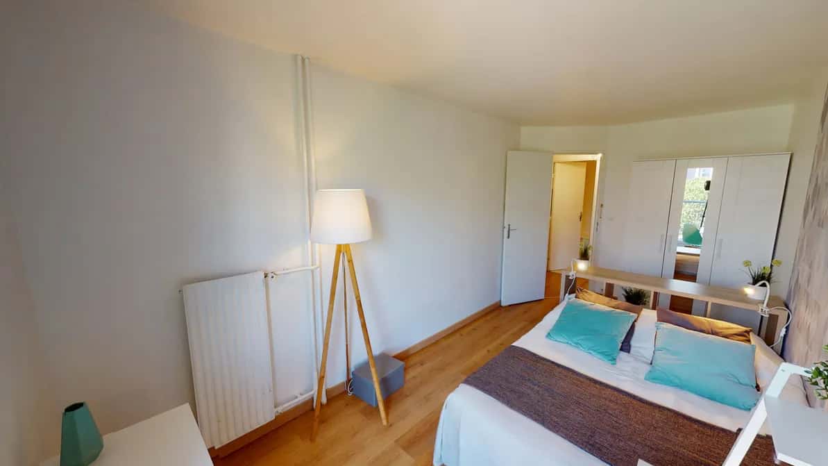 Room in Rue Salvador Allende, Nanterre for 84 m² with 4 bedrooms