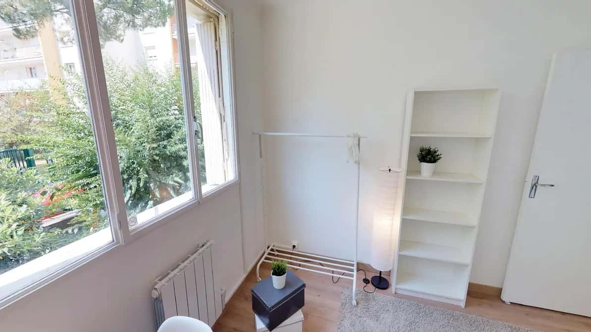 Stanza in Rue Bartholdi, Montpellier di 86 m² con 5 camere
