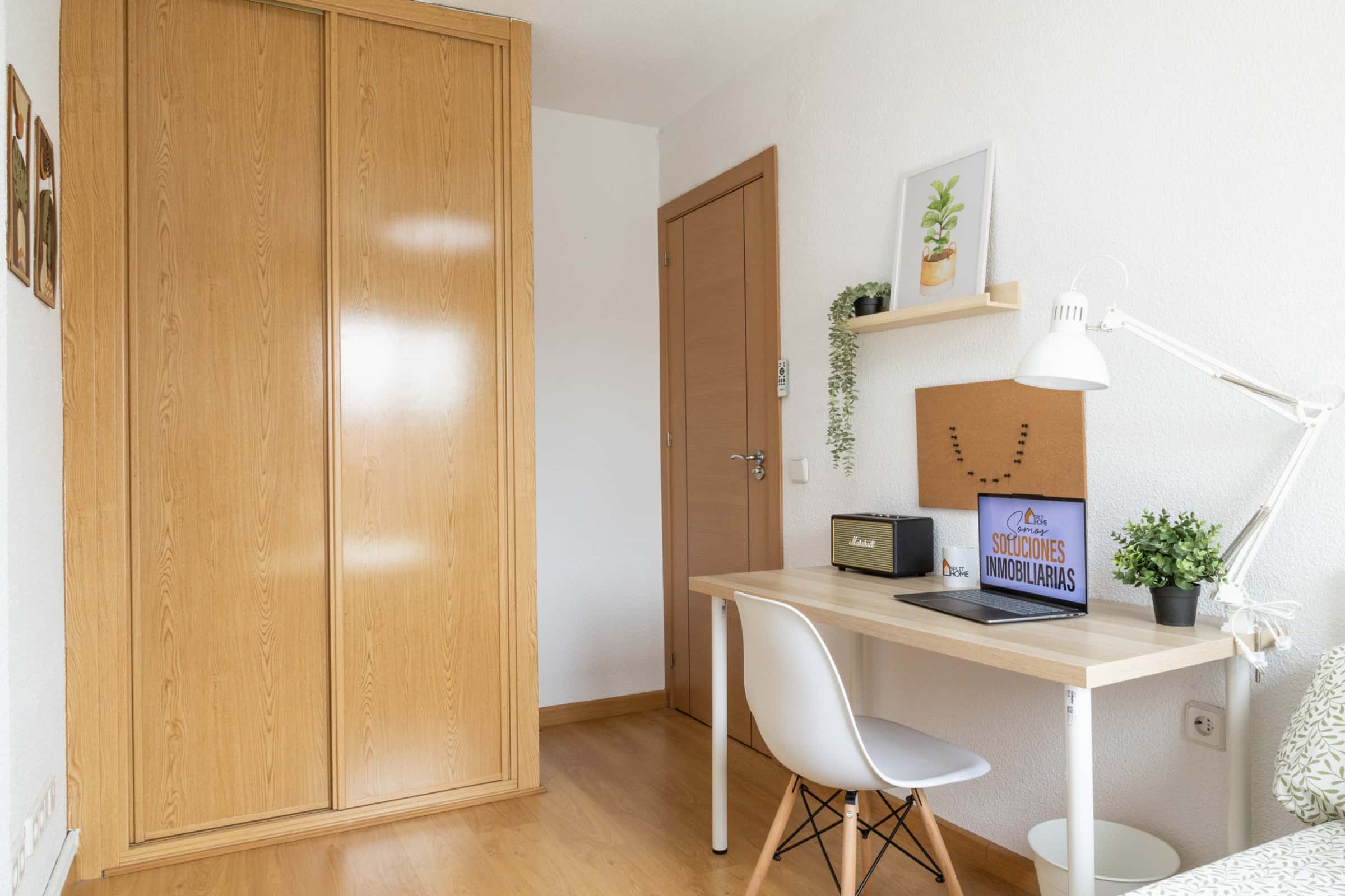 Habitacion privada en calle Santa Eva , Madrid