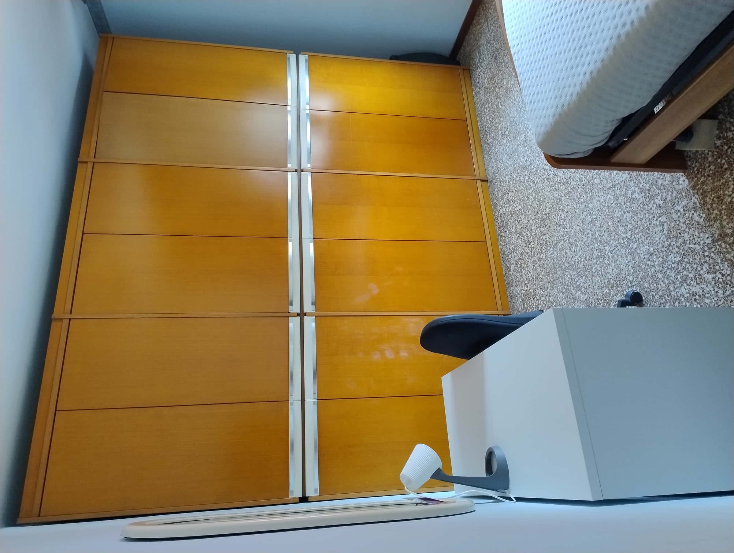 Stanza in Via Teano, Milano di 85 m² con 3 camere