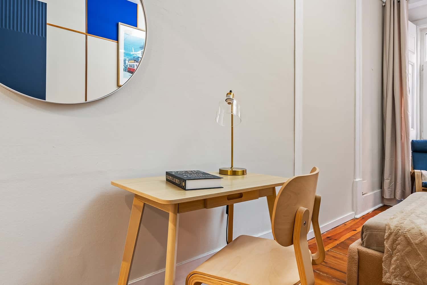 Room 3 - 83. Rua da Emenda 111 1