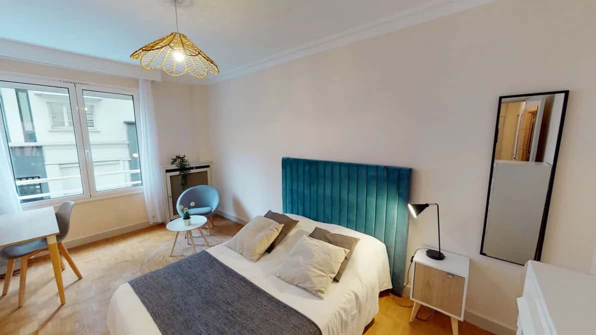 Room in Boulevard Murat, Paris for 86 m² with 4 bedrooms