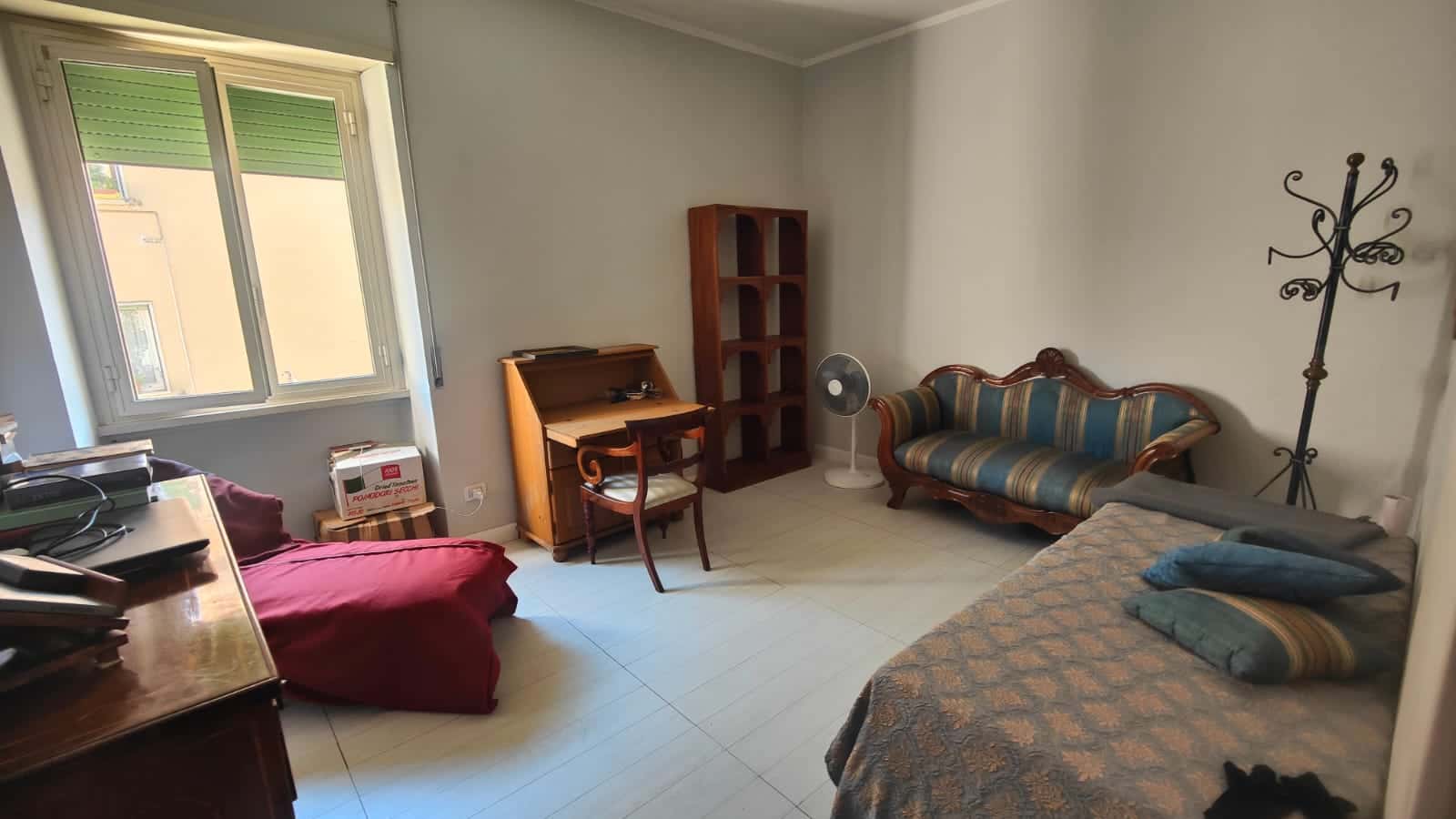 Chambre dans Viale dei Quattro Venti, Roma pour 79 m² avec 2 chambres