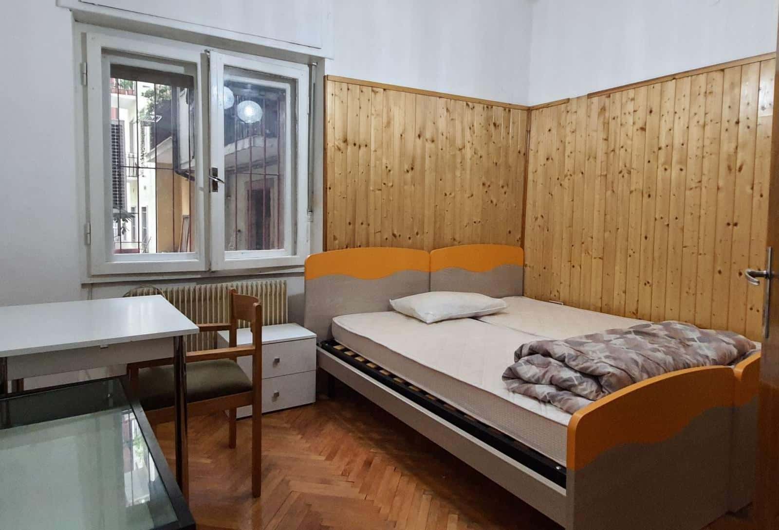 A10/S1 - stanza con due letti uniti in apartment in Centro Storico, Trento