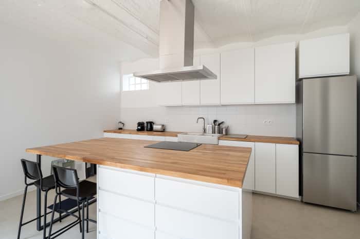 Listing photo thumbnail