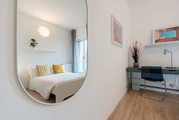 Listing photo thumbnail