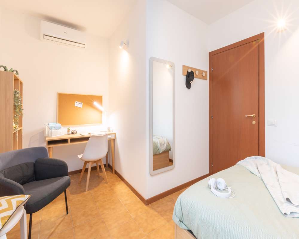 Stanza in Via dei Missaglia