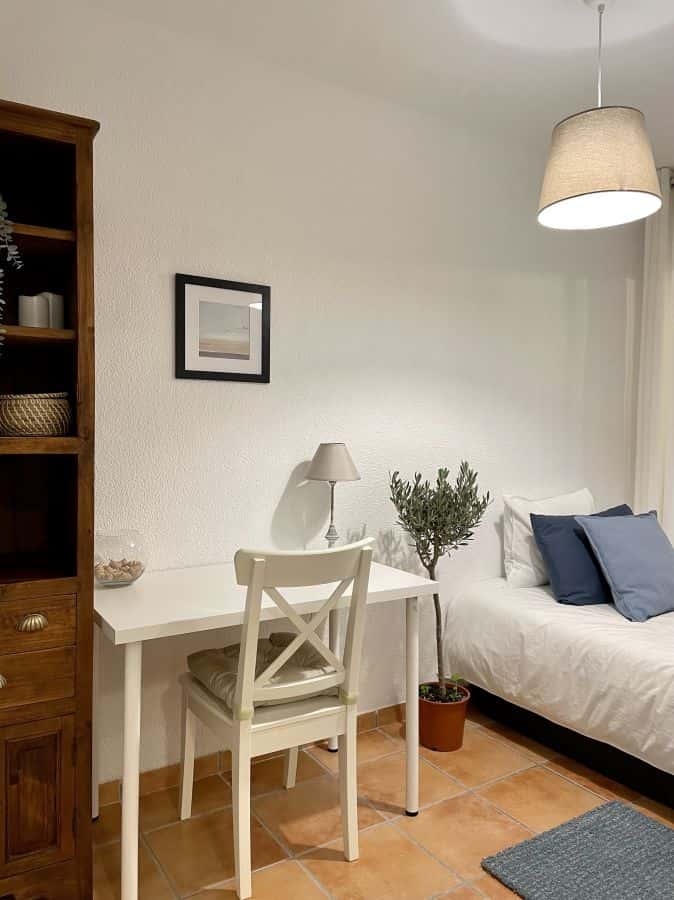 Habitación en piso de 3 habitaciones en Algirós